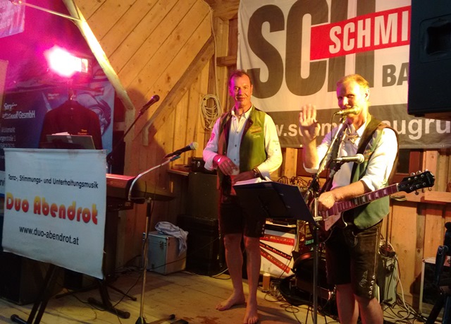 08 Schuhe sind weg... Bier ist da....Was ist jetzt wichtiger.jpg